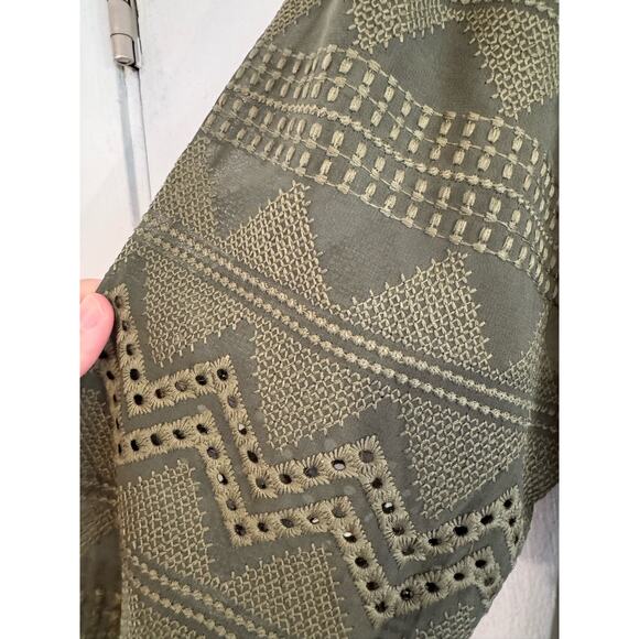 Anthropologie Tiny longsleeve shirt embroidered eyelet puff sleeves M petite - Picture 3 of 11